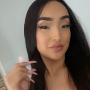 Meet your Posher, Mireya